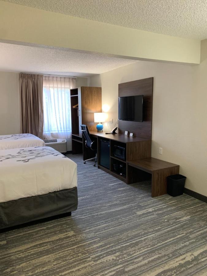 Sleep Inn & Suites California Exteriér fotografie
